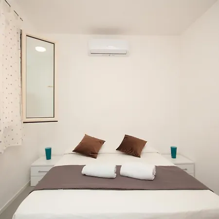 Holiday home Baia Degli Ulivi Malta *